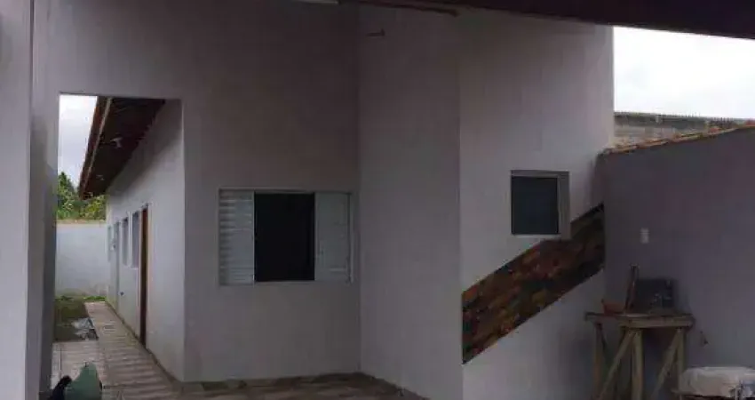 Casa com 2 dormitórios à venda, 90 m² por R$ 490.000,00 - Praia das Palmeiras - Caraguatatuba/SP
