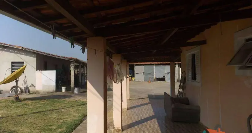 Chácara com 3 dormitórios à venda, 4454 m² por R$ 900.000,00 - Zona Rural - Paraibuna/SP