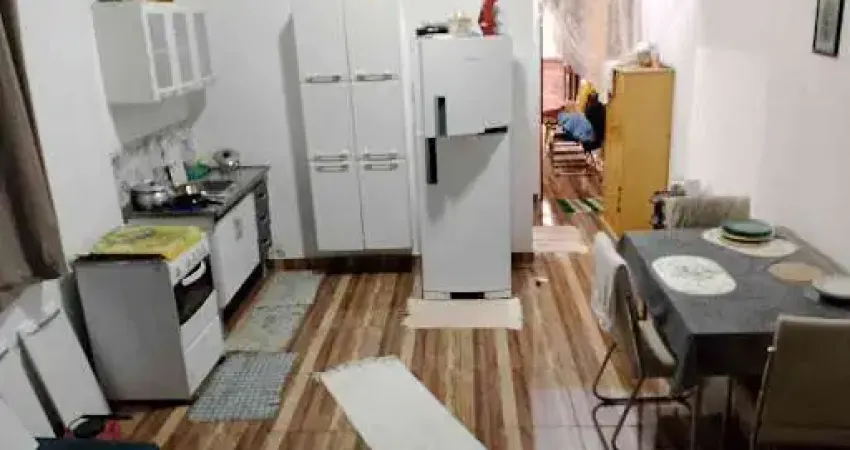Casa com 2 dormitórios à venda, 100 m² por R$ 300.000 - a poucos metros do mar  - Caraguatatuba/SP