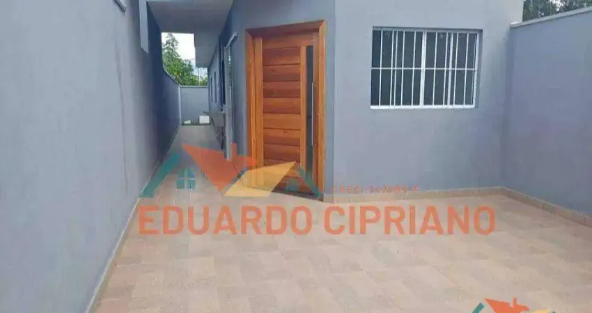 Casa com 2 dormitórios à venda, 62 m² por R$ 320.000,00 - Balneário dos Golfinhos - Caraguatatuba/SP