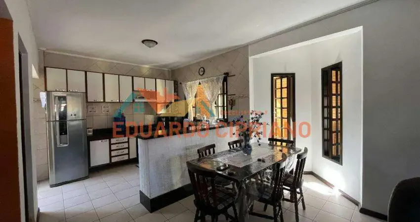 Sobrado com 2 dormitórios à venda, 111 m² por r$ 670.000 - indaiá - caraguatatuba/sp
