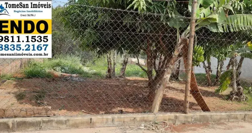 Terreno à venda na Rua dos Uirapurus, Pompéia, Piracicaba