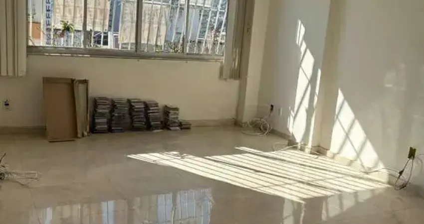 Apartamento 2 quartso a  venda em Santa Rosa - Niterói- Rio de Janeiro