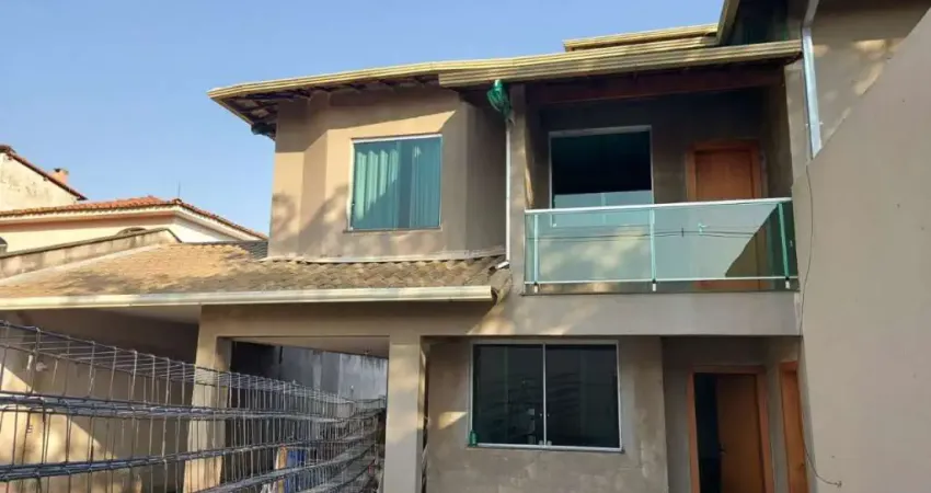 Casa com 4 quartos à venda na Rua Monte Alverne, Santa Mônica, Belo Horizonte