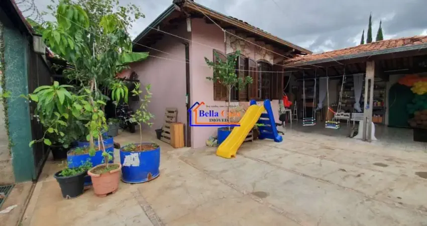 Casa com 3 quartos à venda na Rua Laurindo Rabelo, Santa Mônica, Belo Horizonte