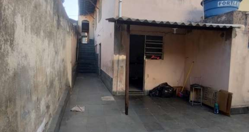 Casa com 3 quartos à venda na Rua Cônego Afonso Fusco, Rio Branco, Belo Horizonte
