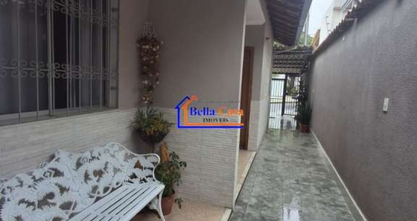 Casa com 2 quartos à venda na Rua João Maximiniano, Santa Mônica, Belo Horizonte