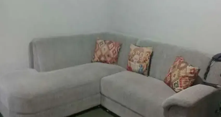 Vende-se apartamento de 2 dormitórios/ térreo/  vila mathias/ santos