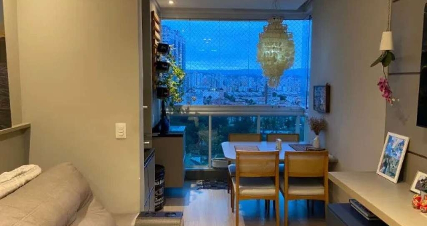 Vende-se apartamento de 2 dormitórios/ Alto Padrão/ Ponta da Praia/ Santos