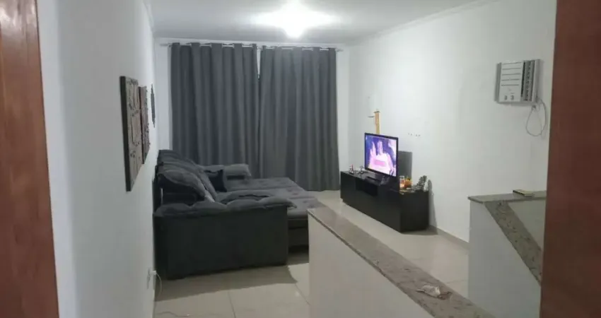 Vende-se casa espaçosa de 2 dormitórios na cidade Naútica/SV