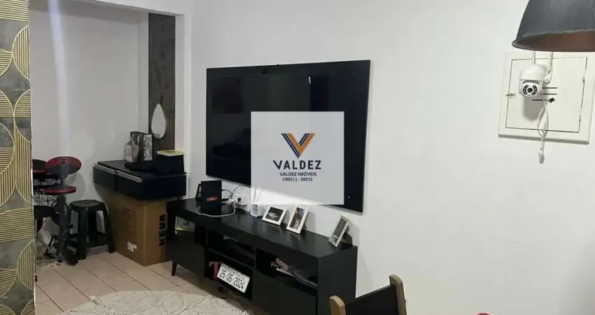 Vende-se apartamento de 1 dorm/sala/copa/cozinha/wc social/vaga de garagem na praia da pompeia