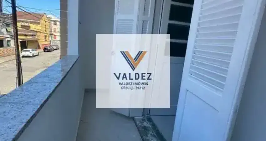 Aluga-se apartamento de 2 dorm/suite/sala/cozinha/garagem coletiva na encruzilhada