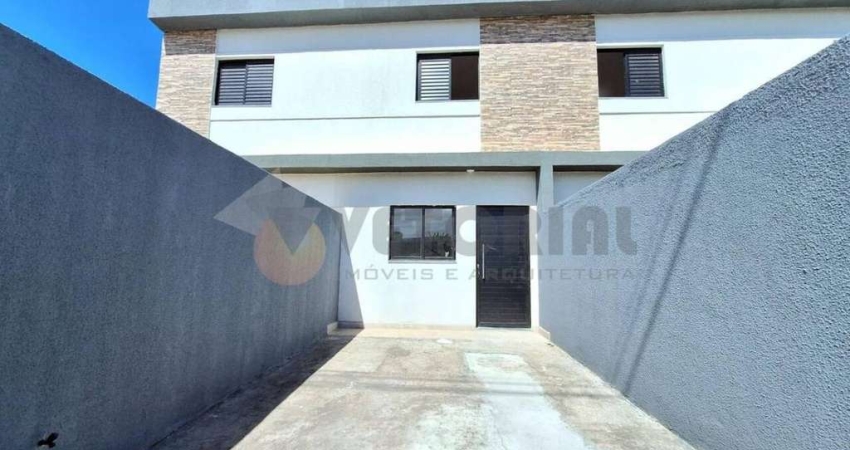 Sobrado à venda em Caraguatatuba, Balneário dos Golfinhos, com 2 quartos, 65m²