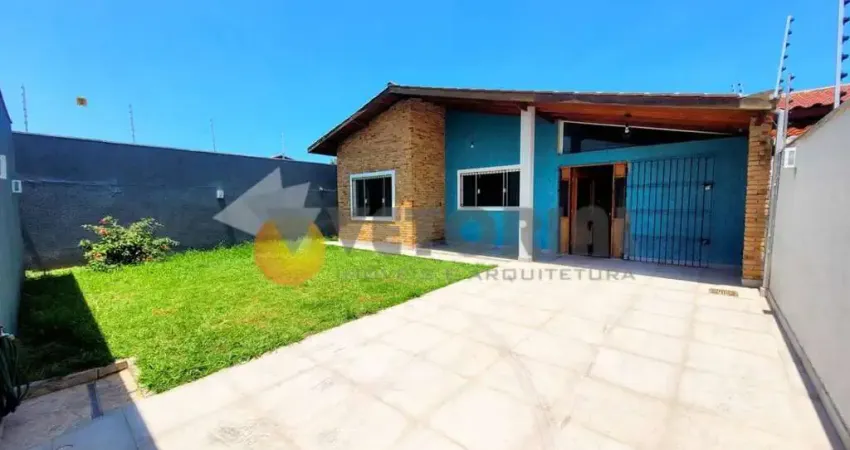 Casa à venda em Caraguatatuba, Praia das Palmeiras, com 2 quartos, 137m²