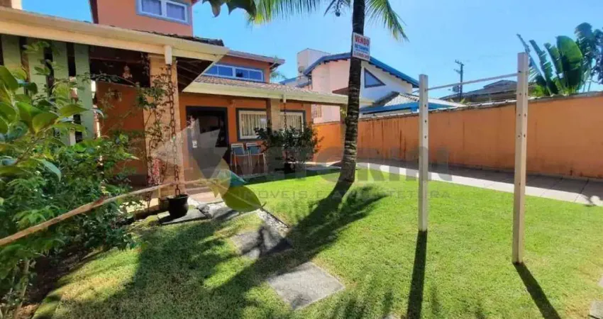 Sobrado à venda em São Sebastião, Cigarras, com 5 quartos, 253m²