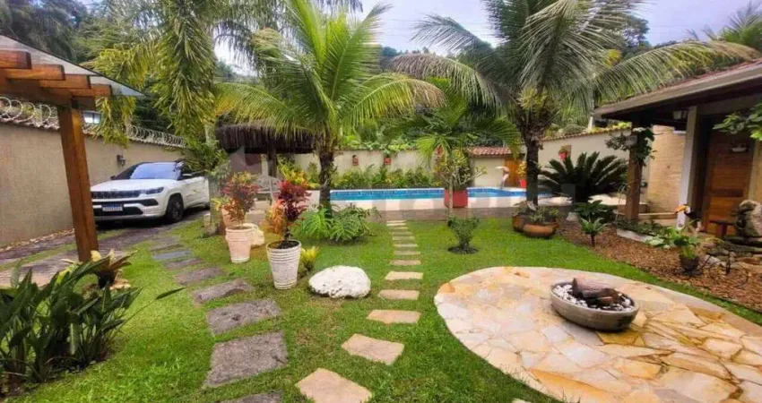 Casa à venda em Caraguatatuba, Capricórnio lll, com 3 quartos, 179m²