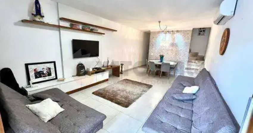 Sobrado à venda em Caraguatatuba, Jardim Aruan, com 3 quartos, 129m²