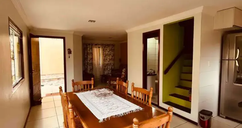 Casa com 2 quartos à venda na Rua Piloto, 22, Peró, Cabo Frio