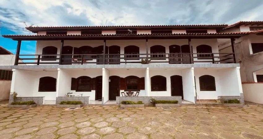 R$ 290 mil casa com 2 quartos + dependência em condomínio à venda, peró, cabo frio, rj