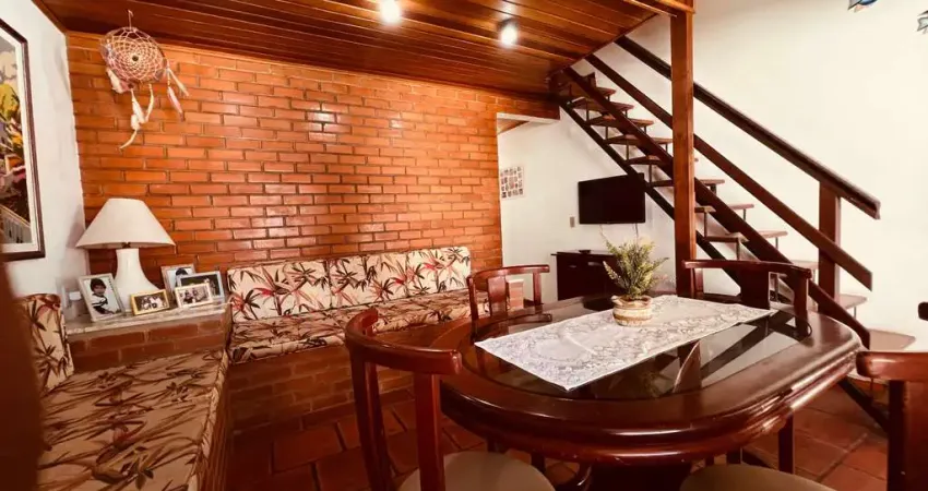 Casa em condomínio fechado com 3 quartos à venda na Rua Adailton Pinto de Andrade, 2, Peró, Cabo Frio