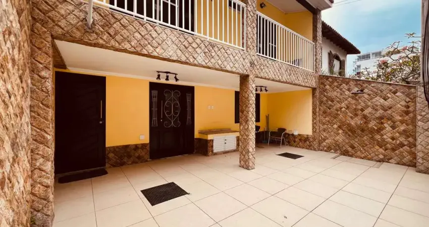 R$ 950.000 - oportunidade de investimento na praia do forte - duas casas em um só!