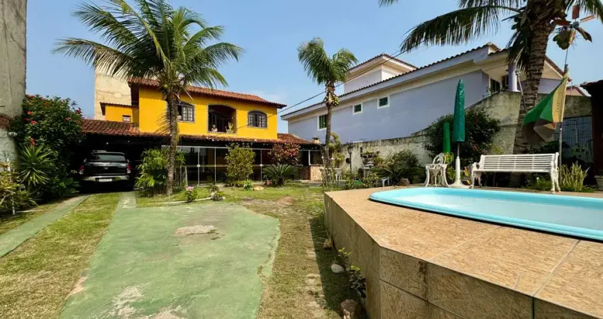 Casa com 4 quartos à venda na Rua Lourival França Oliveira, 3, Parque Burle, Cabo Frio