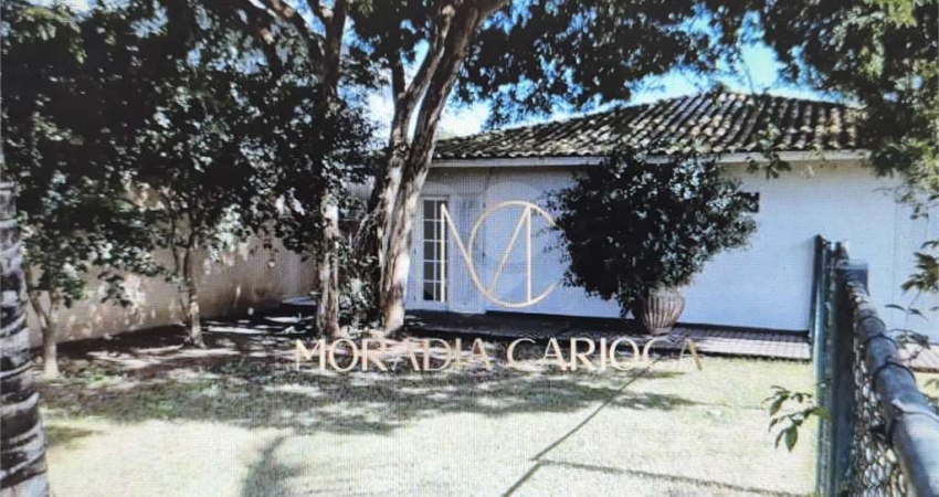 Condomínio com 4 quartos à venda em Caravelas - RJ