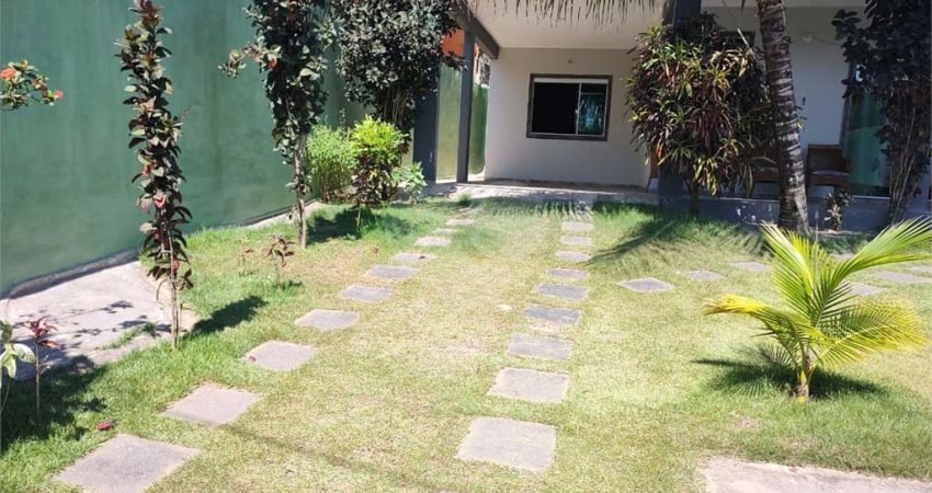Casa com 3 quartos à venda em Rasa - RJ