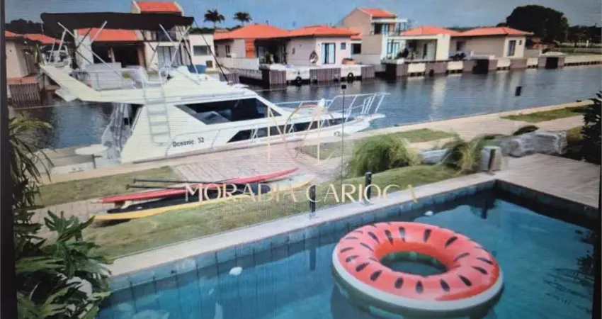 Condomínio com 4 quartos à venda em Golfe - RJ