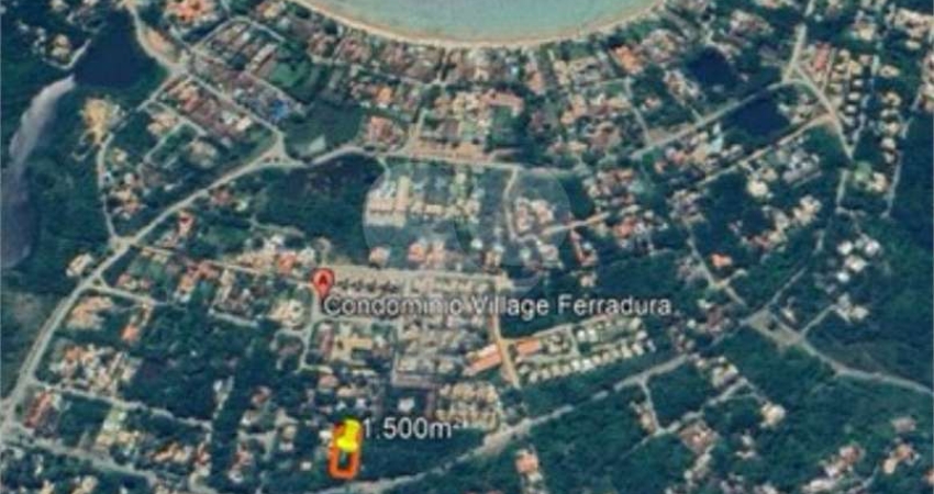 Terreno à venda na Ferradura, Armação dos Búzios 