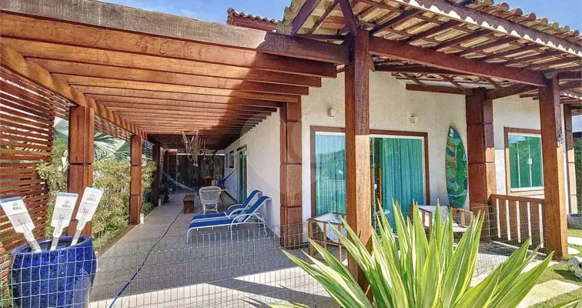 Condomínio com 3 quartos à venda ou para locação em Praia Rasa - RJ