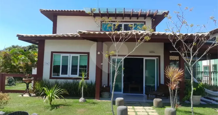Condomínio com 4 quartos para locação em São José - RJ