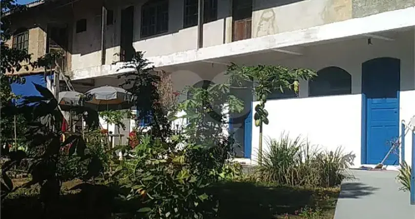 Prédio à venda em Manguinhos, Armação dos Búzios 