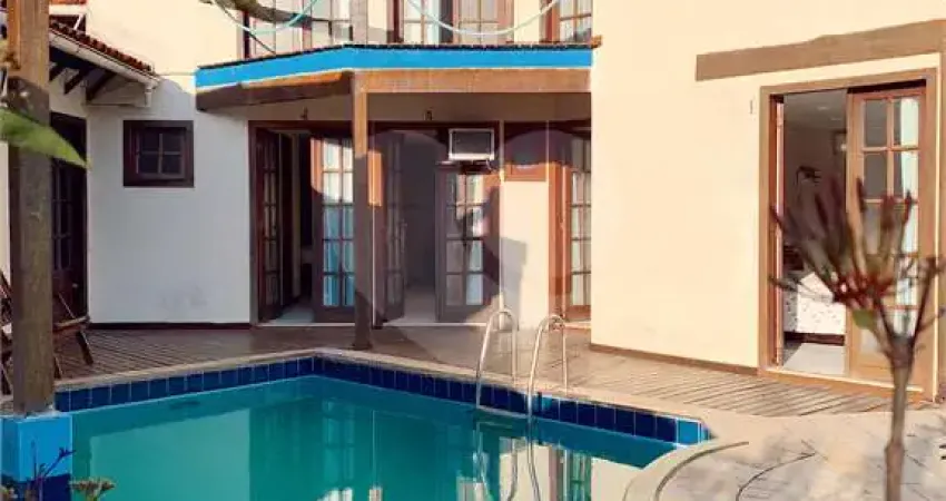 Prédio à venda na Praia Grande, Arraial do Cabo 