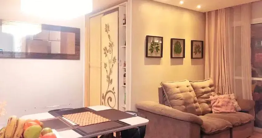 Lindo Apartamento à venda com 02 Dormitórios, sendo 01 Suíte, Sala para 02 Ambientes, Móveis Planejados, Varanda Envidraçada, 02 Banheiros, Andar Alto, 01 Vaga de Garagem, Condomínio com Lazer Complet