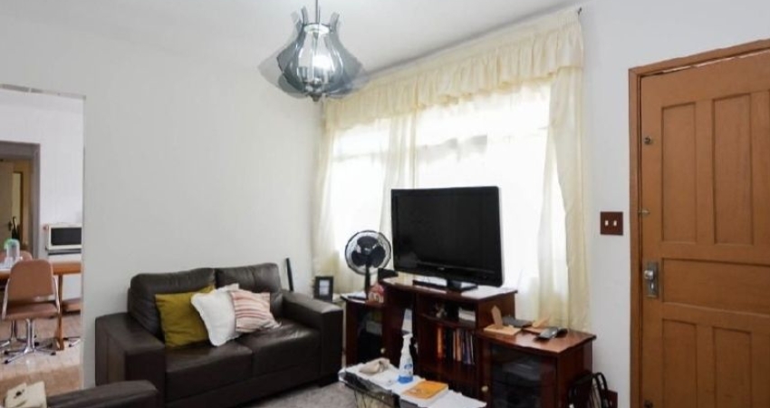 Casa à venda com 125m2, 3 dormitórios e 2 vagas em Guarulhos.