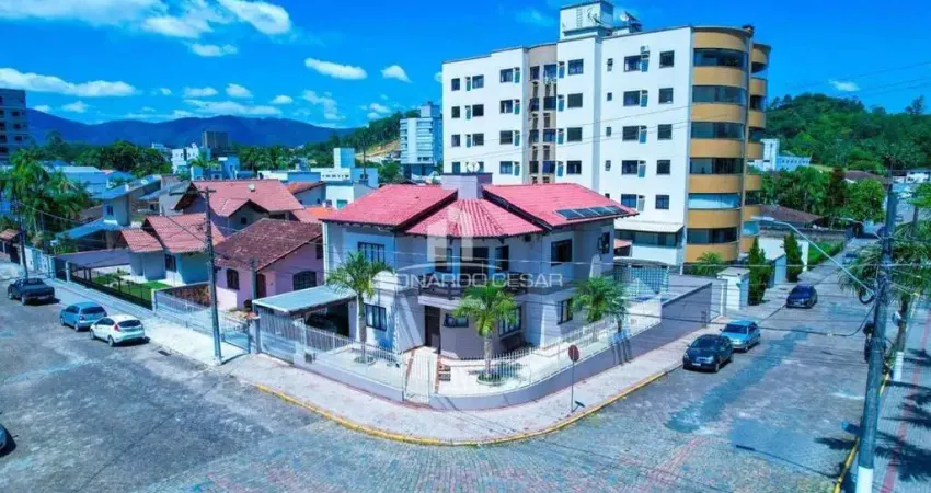 Casa com 3 quartos à venda no Centro, Indaial 