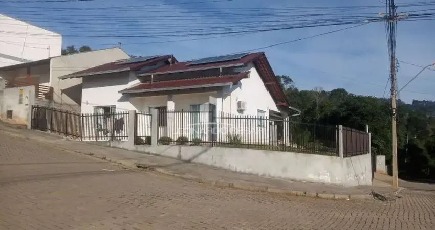 Casa com 3 quartos à venda na Rua Isair Laguna, 125, Barragem, Rio do Sul
