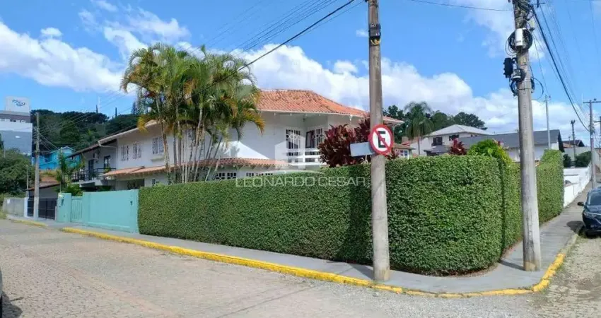 Casa com 3 quartos à venda na Rua Intendente Gustavo Brandes, 20, Sumaré, Rio do Sul