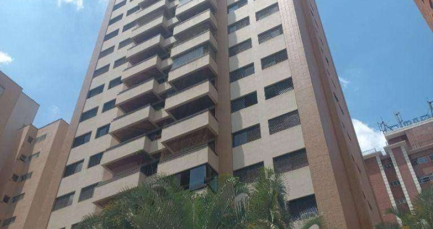Localização nobre de Moema pássaros , sendo 3:dorm,suíte,varanda 140m2 ,2 vagas dem. lazer piscina ,playground , fora de rota/SP