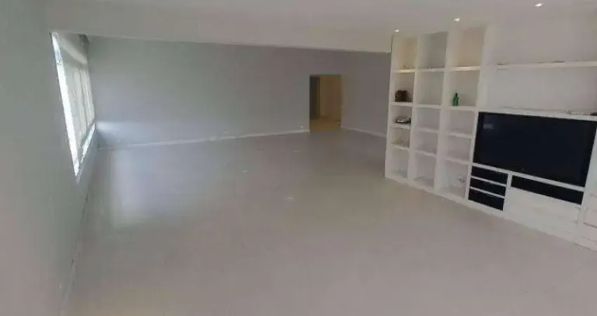 Jardins 280m2 utíl ,reformado 3 dormitórios com ar condicionado , sendo 2 suítes ,escritório, 2 vagas separadas , a 2 quadras da Paulista, FGV.  SP