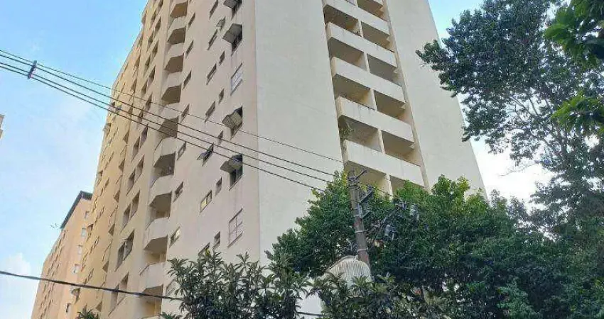 Moema 1:dorm 45m2 ,2 banheiros ,garagem, fora de rota ,índios a 50m da avenida Ibirapuera ,metrô Eucaliptos SP.