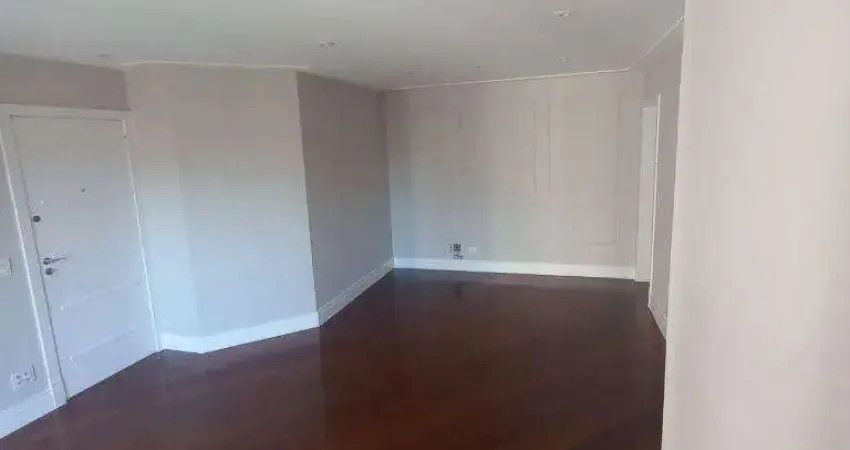 Locação Moema lado Pássaros fora de rota 141m2 sendo 3 suítes ar.cond.+ home Heather, reformado ,2 vagas com lazer SP
