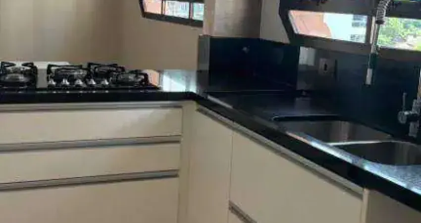 Apartamento em Moema, 180, com 3 suítes, 3 vagas de garagem, mais deposito