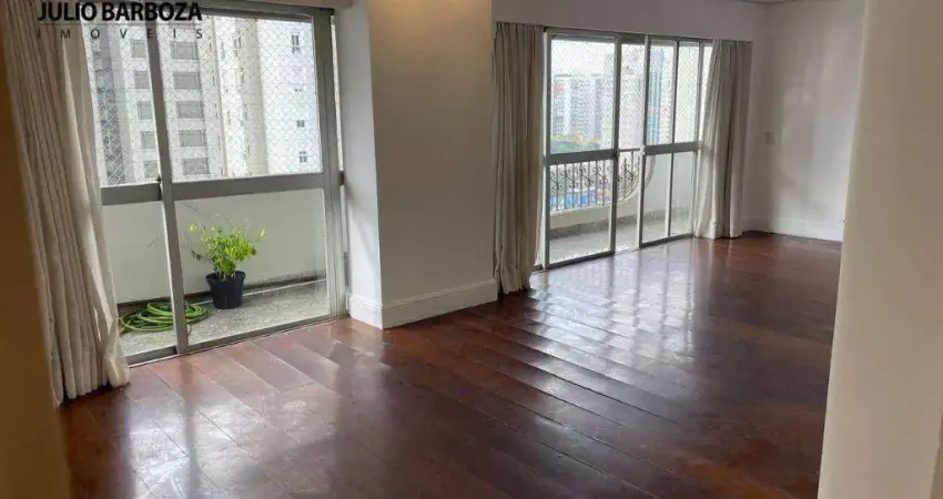 Apartamento em Moema pássaros, 200m², com 3 suítes, 3 vagas de garagem