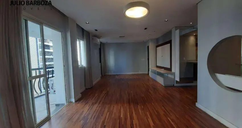 Apartamento reformado em moema pássaros, com 3 dormitórios, sendo 1 suíte com closet, ar condicionado e 2 vagas de garagem