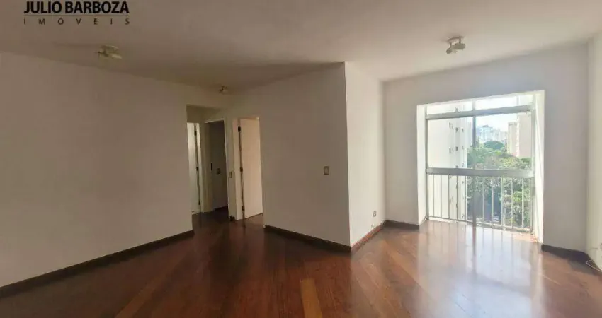 Apartamento em moema pássaros, reformado, com 2 dormitórios, sendo , sala com sacada, e 1 vaga de garagem