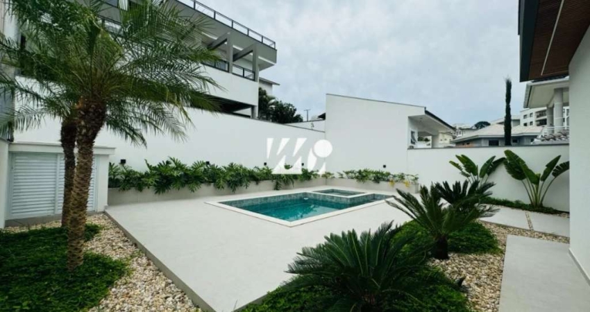 Casa com 3 Quartos sendo 3Suítes na Pedra Branca