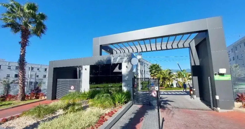 Apartamento com 2 quartos para alugar na Avenida Paulo Roberto Vidal, 1, Bela Vista, Palhoça