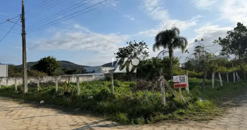 Terreno à venda na Rua Arthur de Brito, 1, Aririu, Palhoça